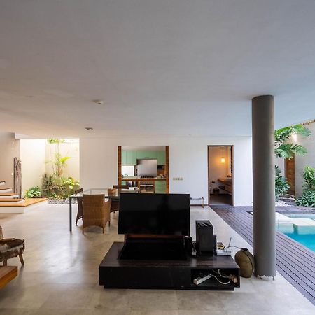 Villa Athena Seminyak Eksteriør billede